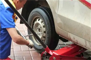 鱼峰区附近拖车24小时服务热线电话