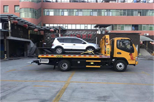 鱼峰区附近汽车拖车电话