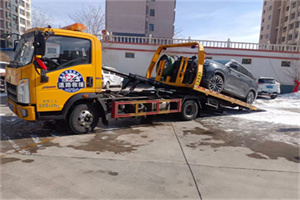 鱼峰区救援拖车费用怎么算