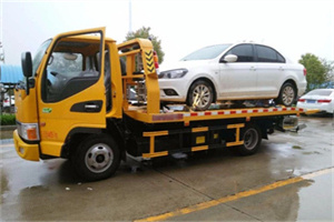 鱼峰区附近拖车救援24小时服务热线