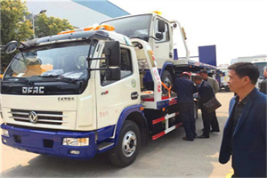 鱼峰区汽车道路救援拖车价格